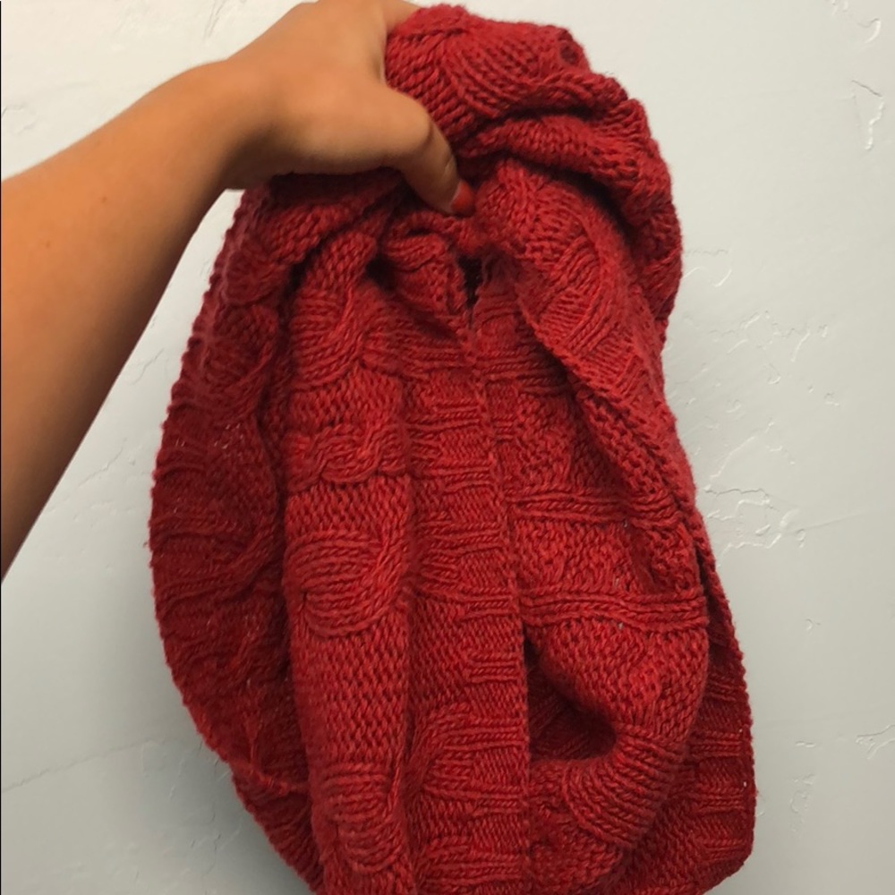 Infinity scarf